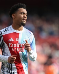 罗马诺：多特蒙德高额报价恩瓦内里遭拒，切尔西加入竞争亦被阿森纳回绝