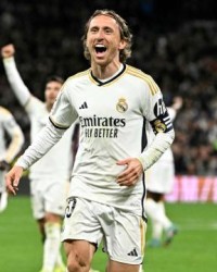 莫德里奇仍希望延续球员生涯 不打算今夏退役从教